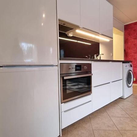 Quiet And Comfy With Swimming Pool Apartment Onsala Exterior foto